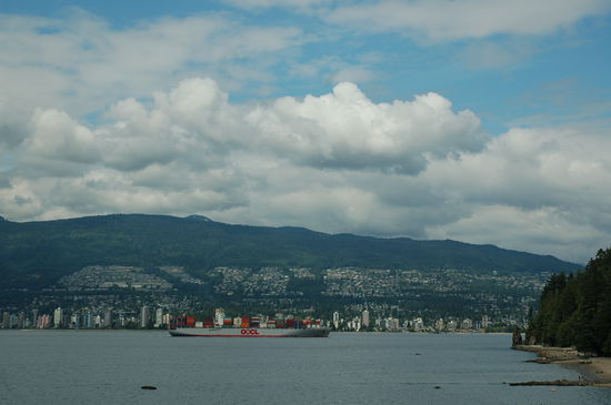 Blick nach North Vancouver - unten der Third Beach vom Stanley Beach