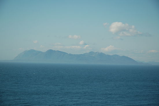 Immer wieder neue Inseln schälen sich aus dem Dunst