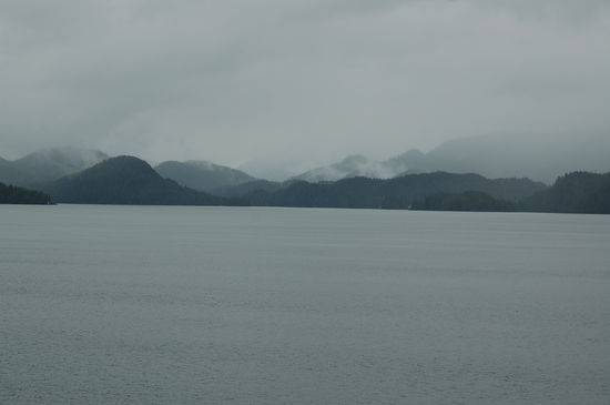 Die Regenwolken hängen tief