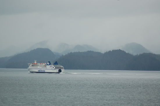 Wo fährt die Fähre wohl hin?