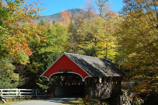 was für eine malerische Brücke!