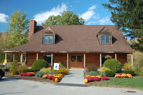 Das canadisch anmutende Haus zu Beginn der Aussichtsstrasse