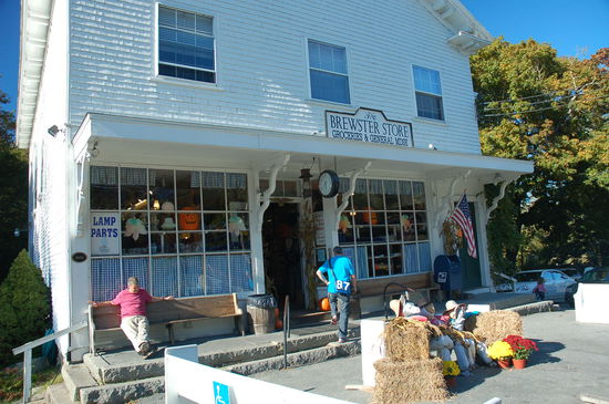 das älteste Warenhaus von Cape Cod: der Brewster Store