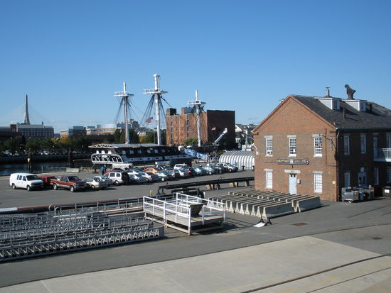 Blick zur USS Constitution
