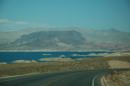 Blick auf den See - was für ein schönes Blau!