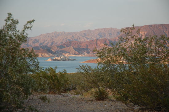 Ein schöner Blick auf den See
