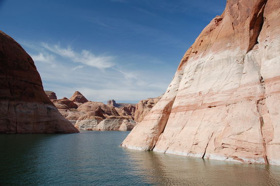 Es geht in einen Seitenarm des Lake Powells