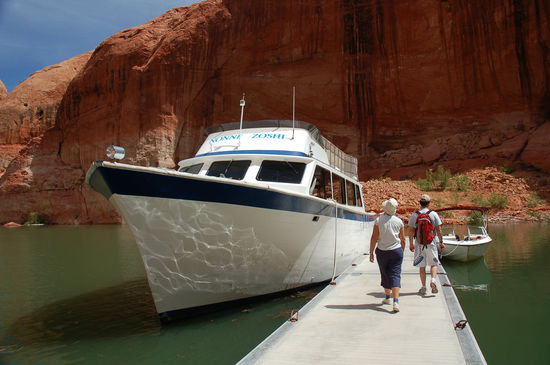 Unser Ausflugsschiff