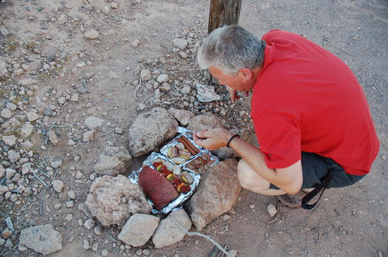Heute wird der Grill selber gebaut