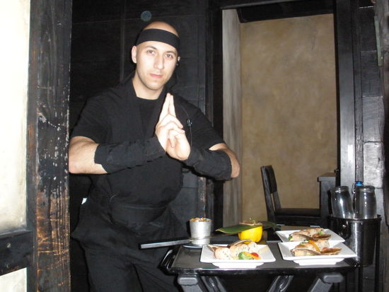 Einer unser Ninja-Kellner