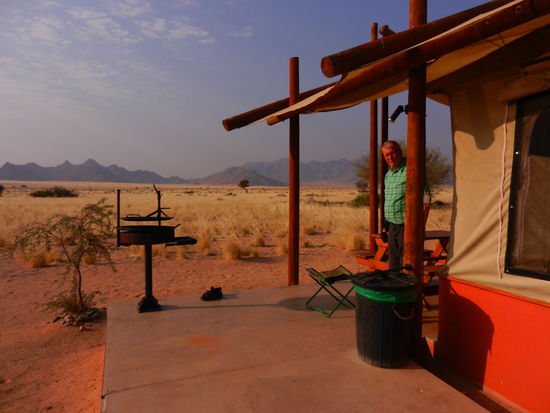 Gemütlicher Nachmittag vor unserem Zelt