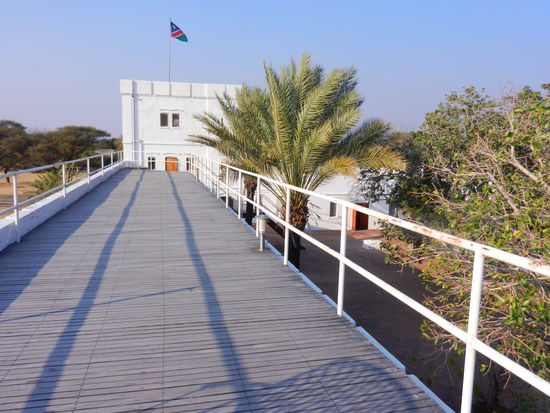 auf der Mauer des Forts