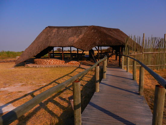 Gähnende Leere am Wasserloch