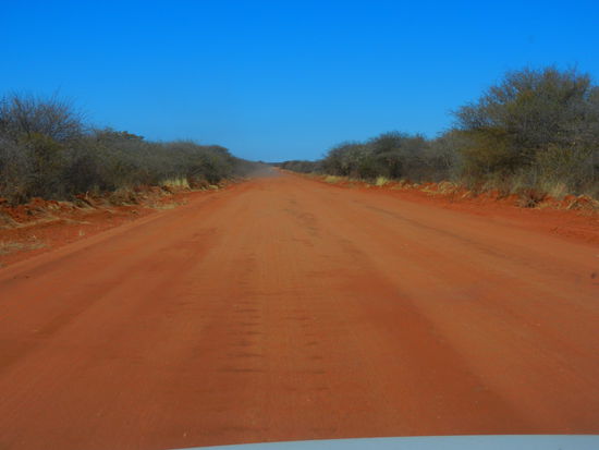 noch einmal gehts auf eine unbefestigte Strasse