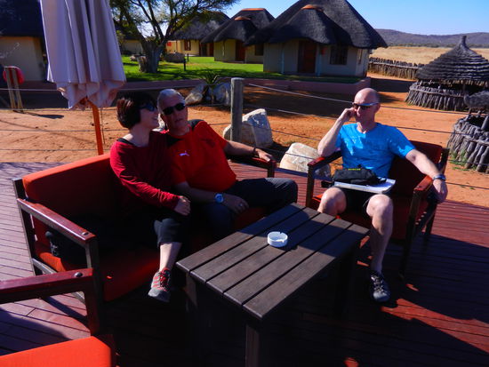 gemütliches Beisammensein auf der Terrasse