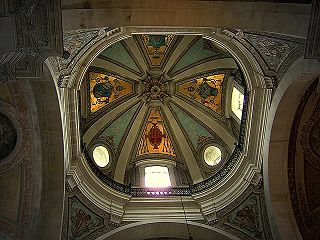 Wunderschön ist die Innenkuppel der Igreja.