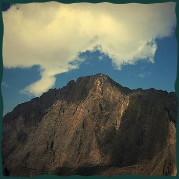 Mount Meru: Gipfel im Sonnenschein