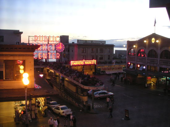 Blick aus unserem fenster auf den Pike Place Market