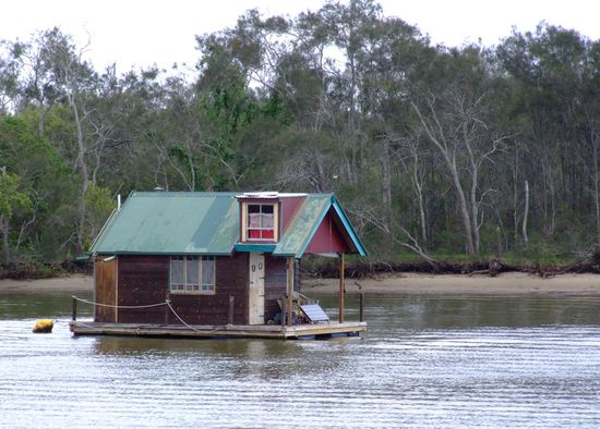 ein schnuckliges Hausboot, Noosa River