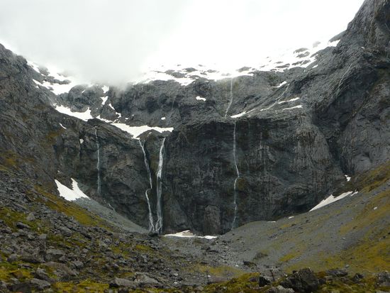 beeindruckende Steilwände
