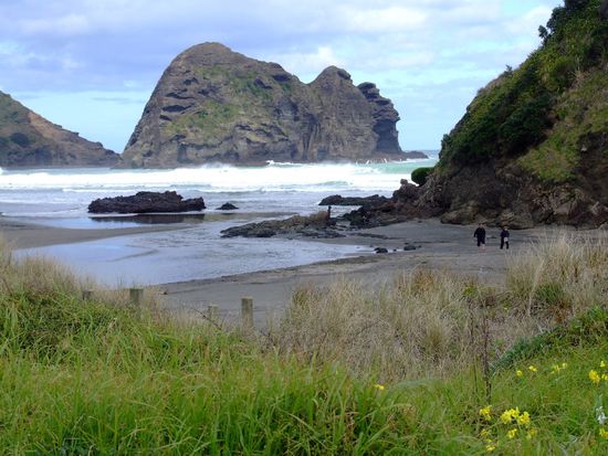 Links vom "Lion´s Rock"