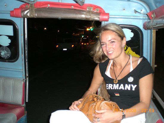 "Mit einem TUK TUK nach Patong,... nur für eine Nacht"!!!