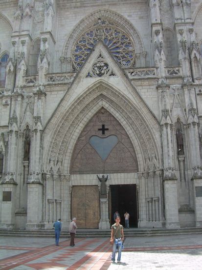 lisa vor der basilika!