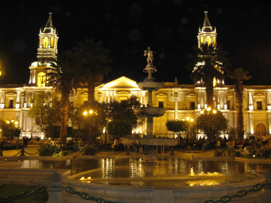 Main square Arequipa at night