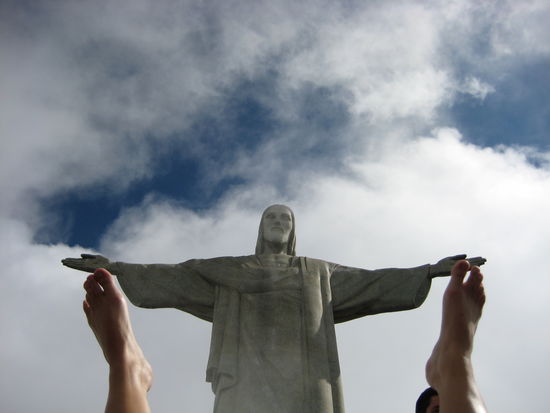 Jesus.
Die Haende brauchte ich zum Fotografieren, aber ich wollte ihn zumindest ihrendwie beruehrt haben...