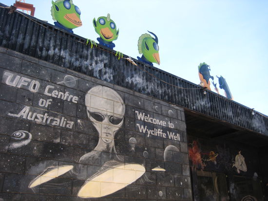 Tudl - tudl - tu ? Anybody out there?