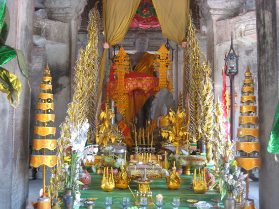 Inside Angkor Wat still religious acts