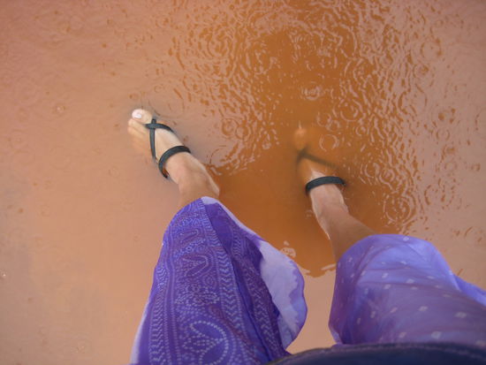 Monsoon from Juni to late September, just normal, don´t worry, be happy... I´m singing in the rain...