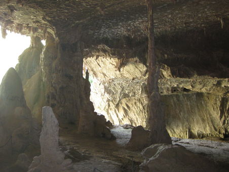 In den Caves