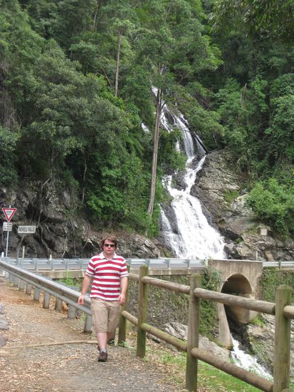 Erster (und einziger...) Wasserfall auf dem "Waterfall Way"