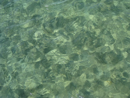 ...ne, kein Pool! Der Fluss!! 