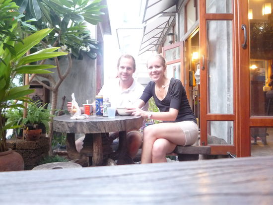 Wir pfluechteten zurueck in unsere heile Hostel Welt.