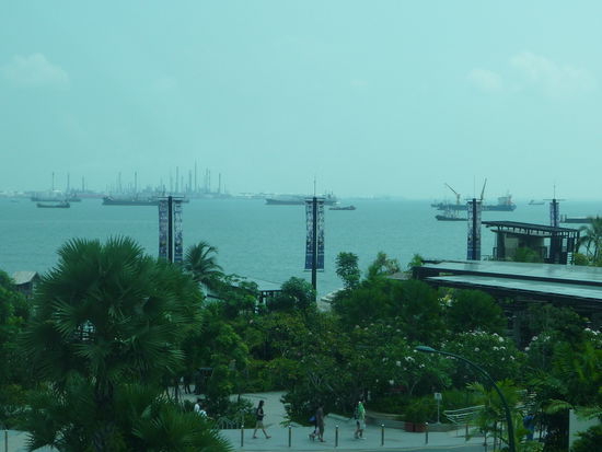 Dann kam der Meerblick. Toll, eine Insel mitten im Hafen!