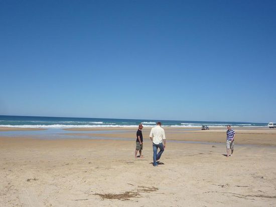 ...waehrend die Herren der Schoepfung die Zeit zum Fussballspielen nutzten.