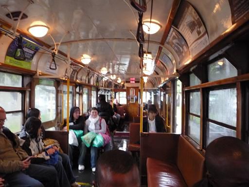 unsere Sightseeing-Tour machten wir deswegen mit dem antiken und kostenlosen City Circle Train. Total entspannt!