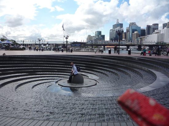 Hier posiert Hannes am Circular Quay.