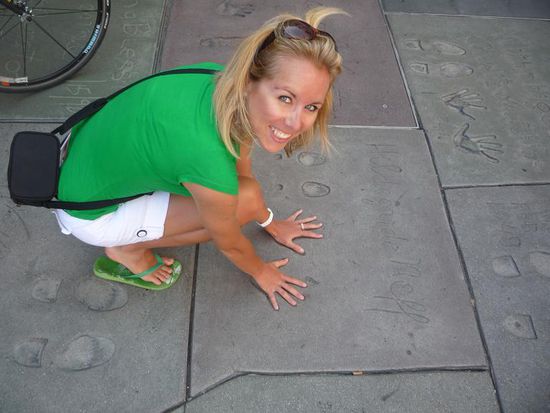 Ines machte Shaking Hands mit Hildegard Knef...