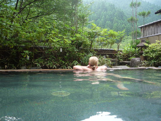 Kaum untergetaucht waren die Haare dann aber wieder blond!