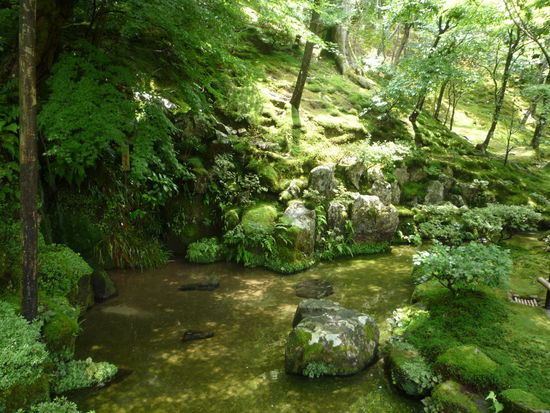 und der bisher schoensten Gartenanlage,die wir gesehen haben.