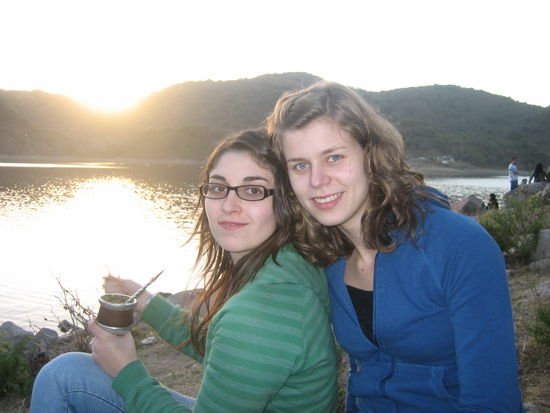 Candy beim Mate trinken mit Friedi