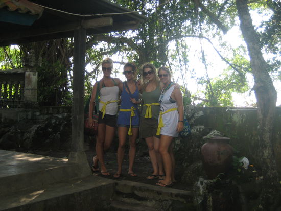 Elinor 1, Elinor 2, Linda und ich