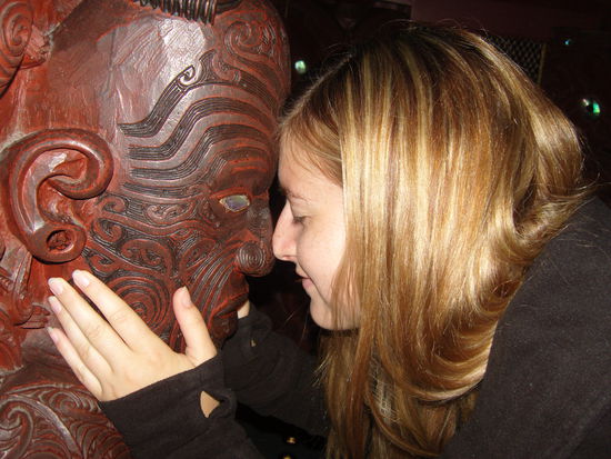 traditionelle Maori-Begrüßung