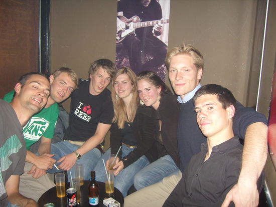 Veit, Dominik, Maxi, Dana, Elisa, Sebastian und Markus (v.l.n.r)