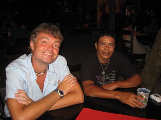 Liebe Gruesse an Carlos!