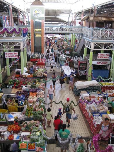 Der legendaere Markt in Papeete.