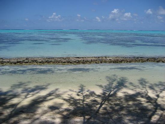 Der Blick aufs Wasser vom Campingplatz aus.
Hat was, oder???